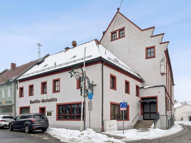 Mehrfamilienhaus zum Kauf 195.000 € 10 Zimmer 103 m² 639 m² Grundstück Waldsassen 95652