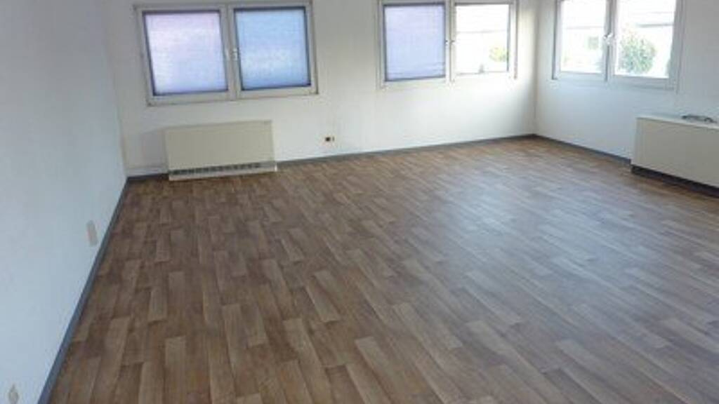 Bürofläche zur Miete provisionsfrei 250 € 2 Zimmer 57 m² Bürofläche Tagewerbener Straße 35 Weißenfels 06667