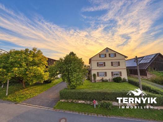 Haus zum Kauf 529.000 € 14 Zimmer 280 m² 12.538 m² Grundstück Mittelwasungen Neustadt b.Coburg 96465