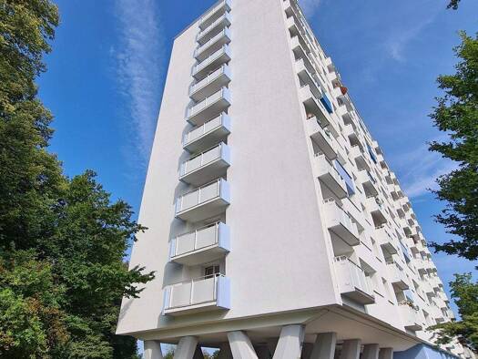 Wohnung zur Miete 515 € 2 Zimmer 50,7 m² 7. Geschoss frei ab 01.02.2026 Hobeisenstraße 6 Holsterhausen Essen 45147