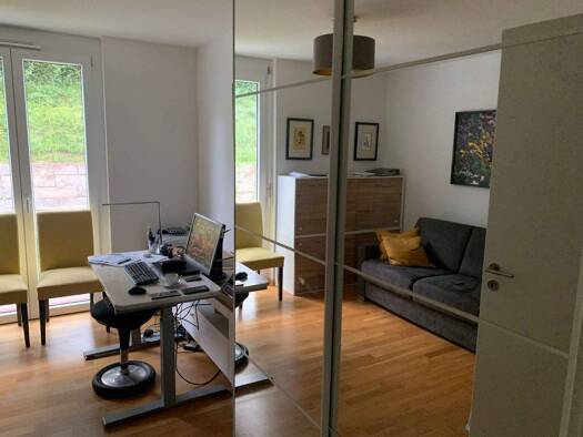 WG-Zimmer zur Miete Wohnen auf Zeit 680 € 38 m² frei ab 15.12.2025 Beethovenstraße 0 Botnang Stuttgart 70195