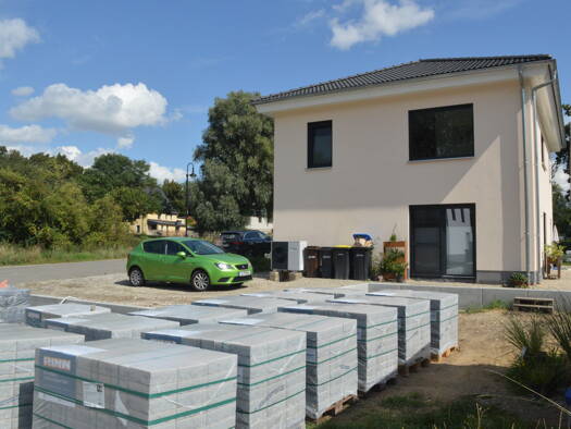 Grundstück zum Kauf 294.000 € 520 m² Grundstück Schkölen 07619