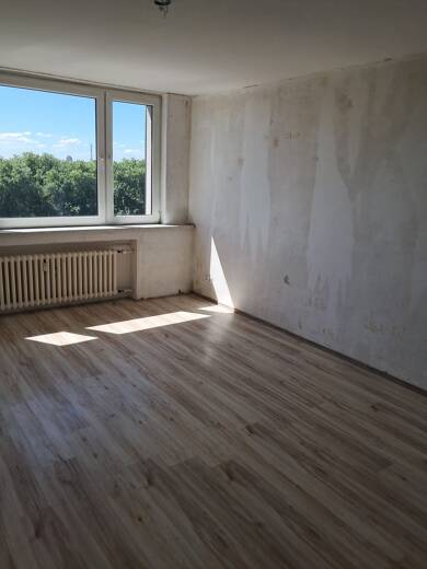 Wohnung zur Miete 560 € 3 Zimmer 76 m² 8. Geschoss frei ab sofort Siegfriedstraße 30 Mittelmeiderich Duisburg 47137