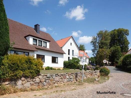 Einfamilienhaus zum Kauf 80.000 € 5 Zimmer 121 m² 369 m² Grundstück Woringen 87789