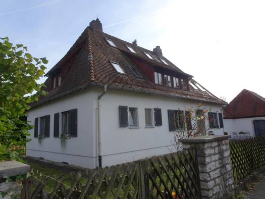 Einfamilienhaus zur Miete 1.950 € 5 Zimmer 240 m² 1.000 m² Grundstück frei ab sofort Behringersdorf Schwaig bei Nürnberg 90571