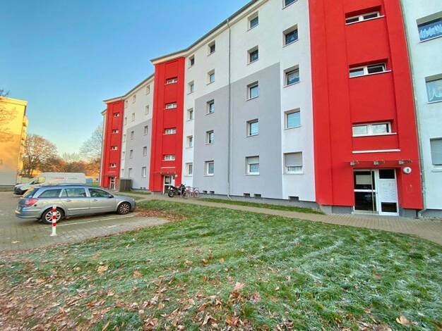 Wohnung zur Miete 647 € 2,5 Zimmer 57,4 m² 4. Geschoss frei ab 17.07.2025 Elis.-von-Thadden-Straße 10 Steinbüchel Leverkusen 51377