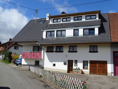 Mehrfamilienhaus zum Kauf 420.000 € 11 Zimmer 292 m² 811 m² Grundstück frei ab sofort Gündelwangen Bonndorf im Schwarzwald 79848