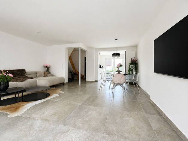 Reihenmittelhaus zum Kauf provisionsfrei 669.000 € 5 Zimmer 118 m² 153 m² Grundstück Wernau (Neckar) 73249