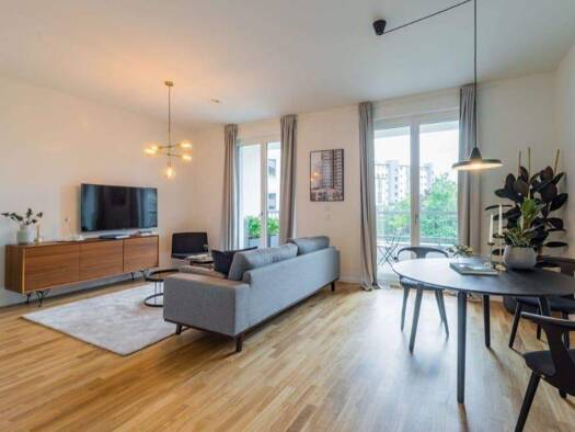 Wohnung zum Kauf 685.000 € 2 Zimmer 74 m² 5 Geschosse frei ab sofort Else-Lasker-Schüler-Straße 6 Schöneberg Berlin 10783