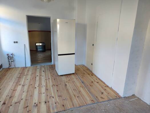 Wohnung zur Miete 360 € 2 Zimmer 40 m² Geschoss EG/2 frei ab 01.10.2026 Bahnhofstraße 6 Grimma Grimma 04668