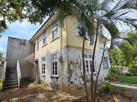 Haus zum Kauf 49.500.000 € 353 m² 557 m² Grundstück Falmouth