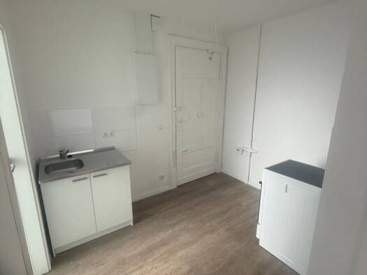 Studio zur Miete 364 € 1 Zimmer 32 m² 3. Geschoss Schönwalder Straße 88 Spandau Spandau 13585