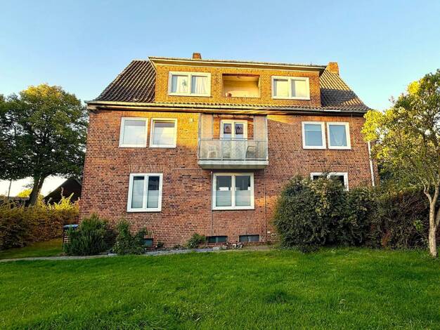 Mehrfamilienhaus zum Kauf 550.000 € 248 m² Kücknitz Lübeck 23569