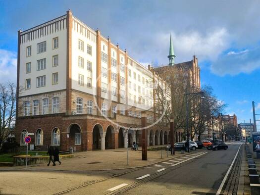 Wohnung zur Miete 4 Zimmer 106,2 m² Lange Strasse 7, 8 Stadtmitte Rostock 18055