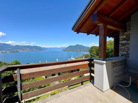 Bauernhaus zum Kauf 650.000 € 4 Zimmer 144 m² 300 m² Grundstück Stresa Brisino