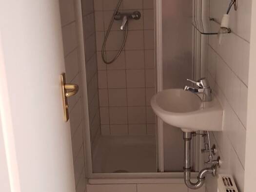 Büro zur Miete provisionsfrei 350 € 2,5 Zimmer 63 m² Bürofläche Schloßchemnitz Schloßchemnitz 09113