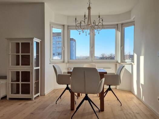 Maisonette zur Miete 950 € 2 Zimmer 60 m² Geschoss 4/4 frei ab sofort Agricolaweg 17 Westenviertel Regensburg 93049