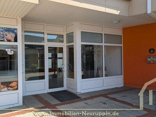 Verkaufsfläche zur Miete 600 € 1 Zimmer 105 m² Verkaufsfläche Rhinpassage 15 Rheinsberg 16831