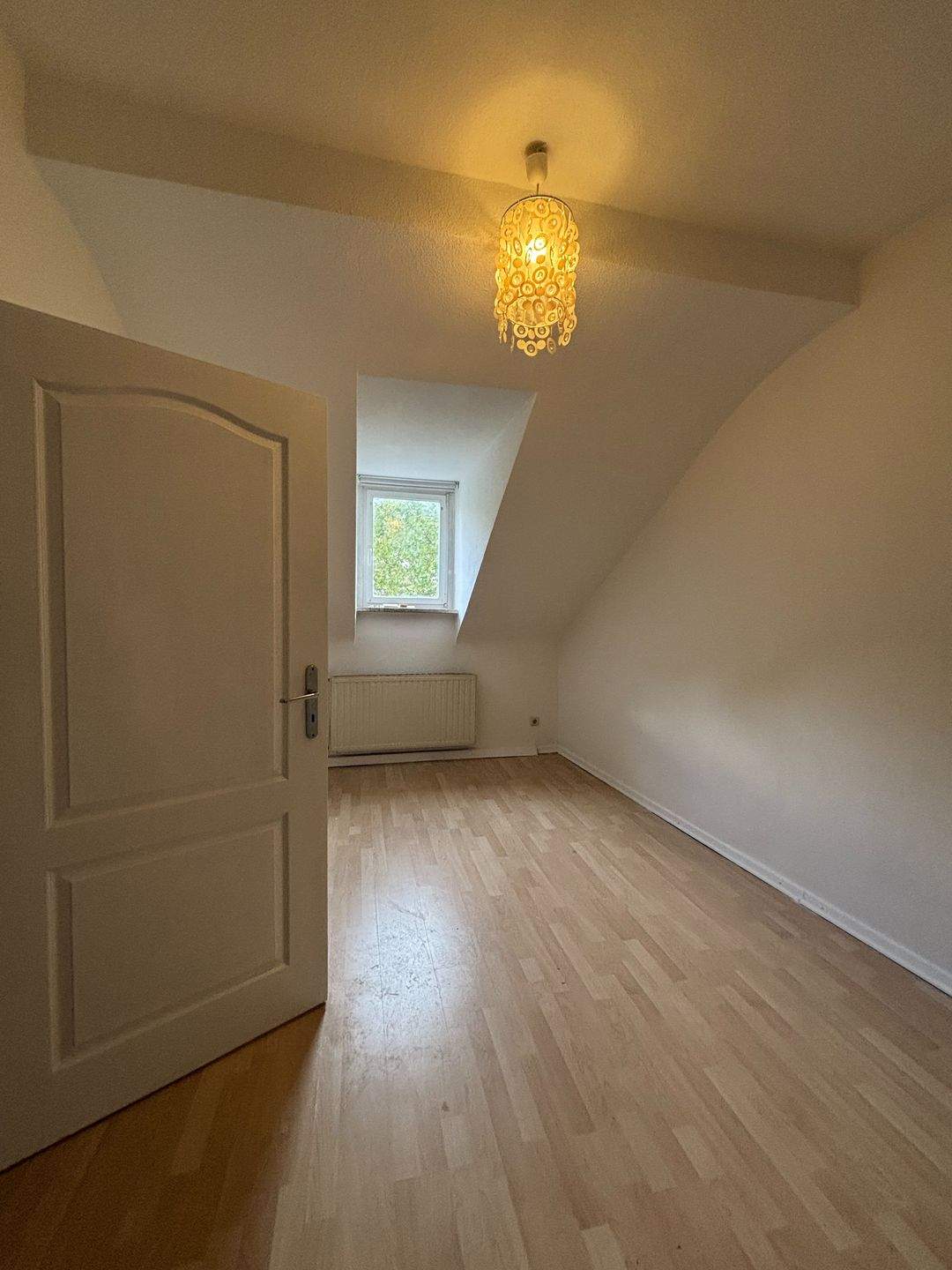 Helle Dachgeschosswohnung in Jägersfreude zu vermieten – Saarbrücken – Vorschaubild 3