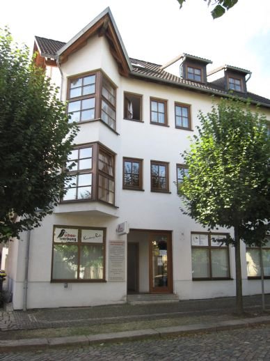 Wohnung zur Miete 240 € 1 Zimmer 38 m²<br/>Wohnfläche 2.<br/>Geschoss August-Bebel-Str. 23 Lichtenstein Lichtenstein 09350