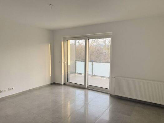Wohnung zur Miete 635 € 2 Zimmer 56,7 m² EG frei ab sofort Alte Heerstraße 9 Rohrsen Hameln 31789