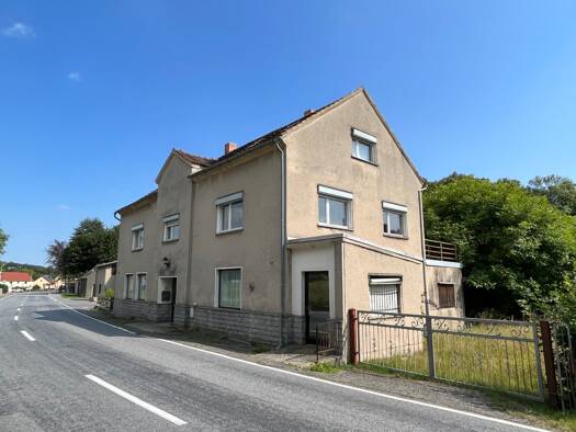 Mehrfamilienhaus zum Kauf 50.000 € 6 Zimmer 220 m² 1.692 m² Grundstück Kemnitz Bernstadt auf dem Eigen 02748
