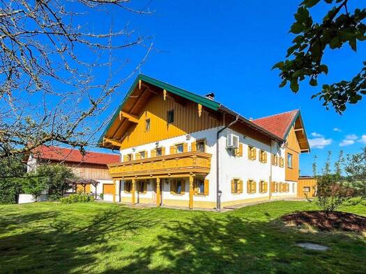 Bauernhaus zum Kauf 2.590.000 € 11 Zimmer 345 m² 18.355 m² Grundstück Kirchberg bei Mattighofen 5232