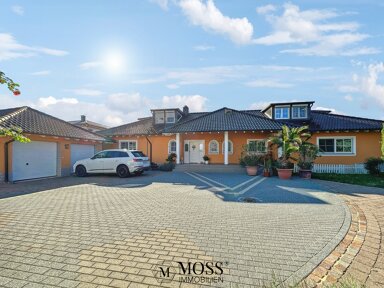 Villa zum Kauf 1.950.000 € 13 Zimmer 635 m² 3.000 m² Grundstück Hochdorf Freiburg im Breisgau 79108