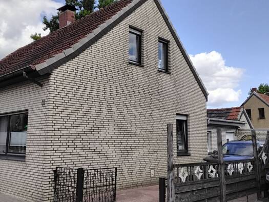 Doppelhaushälfte zum Kauf 169.000 € 4 Zimmer 80 m² 242 m² Grundstück Gronau 48599
