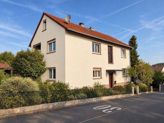 Mehrfamilienhaus zum Kauf 315.000 € 5 Zimmer 148 m² 640 m² Grundstück frei ab sofort Bimbach Großenlüder 36137