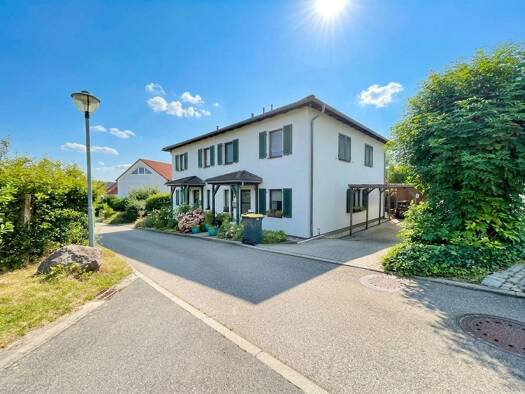 Doppelhaushälfte zum Kauf 399.990 € 4 Zimmer 124,5 m² 398 m² Grundstück Pesterwitz Freital 01705