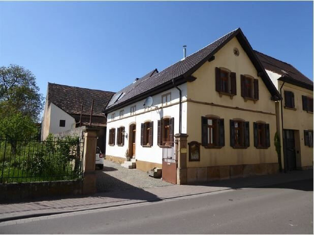 Bauernhaus zum Kauf provisionsfrei 450.000 € 600 m²<br/>Grundstück ab sofort<br/>Verfügbarkeit Herxheim am Berg 67273