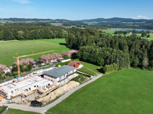 Wohnung zum Kauf - Erstbezug 409.900 € 3 Zimmer 72,3 m² 1. Geschoss Waldweg 8 Perwang am Grabensee 5166
