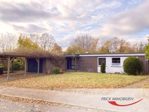 Bungalow zum Kauf 398.000 € 7 Zimmer 213 m² 2.387 m² Grundstück frei ab sofort Eutin 23701