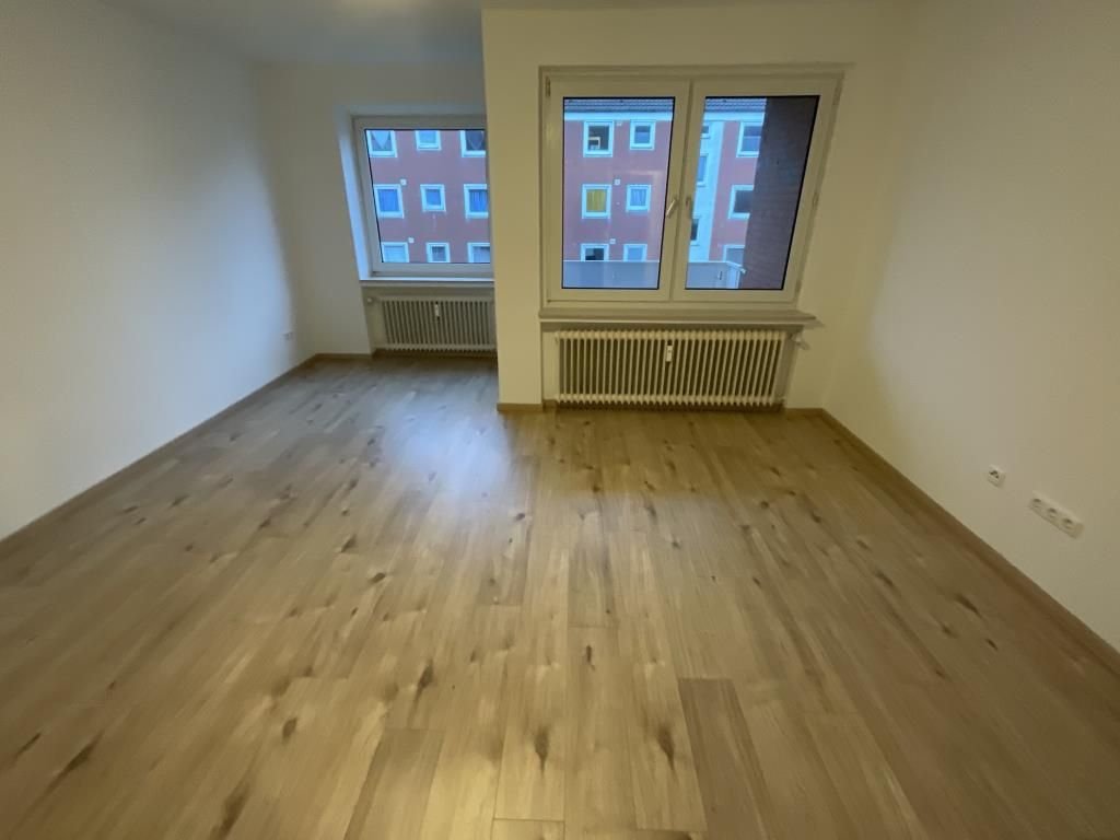 Wohnung zur Miete 449 € 3 Zimmer 66,2 m²<br/>Wohnfläche 1.<br/>Geschoss Arngaster Straße 19 Varel Varel 26316