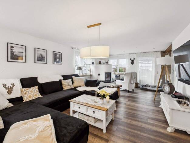 Doppelhaushälfte zum Kauf 425.000 € 5 Zimmer 159,5 m² 274 m² Grundstück Schaafheim 64850