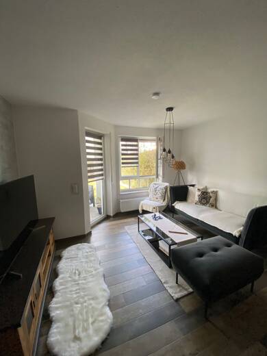 Terrassenwohnung zur Miete 950 € 2 Zimmer 49 m² Geschoss EG/2 frei ab 01.08.2025 Sindelfingen 101 Sindelfingen 71069