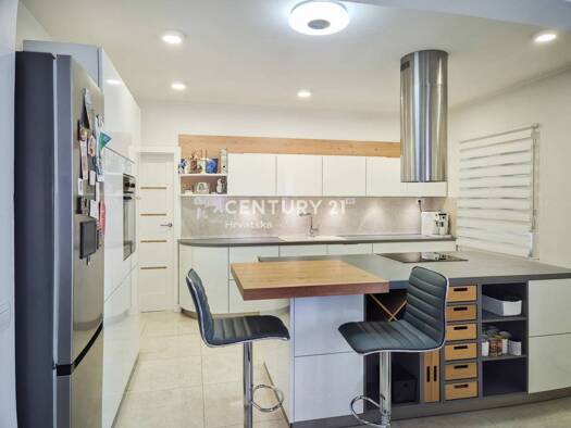 Einfamilienhaus zum Kauf 340.000 € 6 Zimmer 327 m² Zemunik Donji 23222