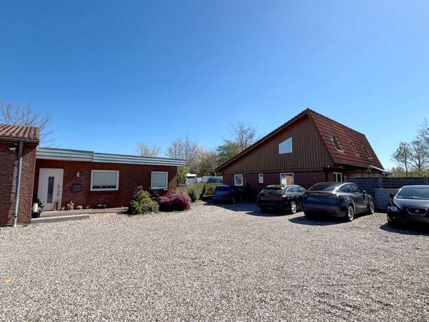 Doppelhaushälfte zum Kauf 649.000 € 7 Zimmer 254 m² 1.820 m² Grundstück Schönberg Schönberg (Holstein) 24217