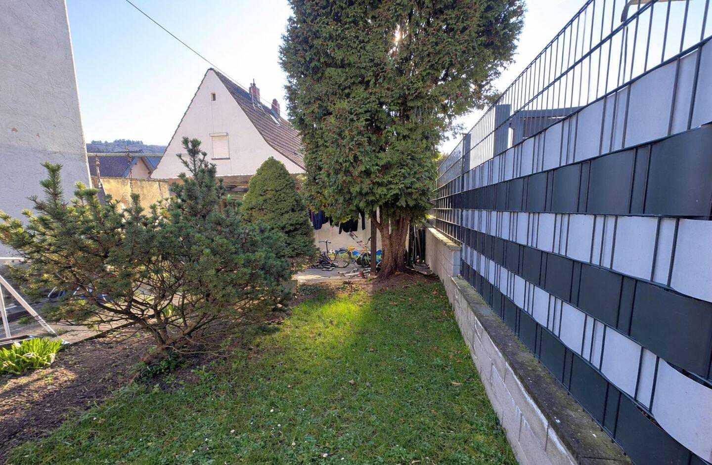 Immobilie in Rheinbrohl - Gemütliches Einfamilienhaus mit Terrasse, Garten und Garage in ruhiger Wohnlage von Rheinbrohl - Bild 3