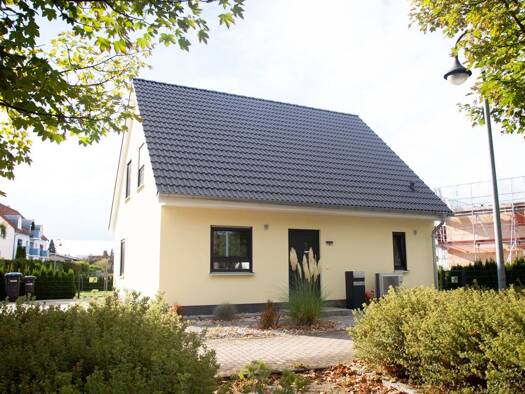 Einfamilienhaus zum Kauf - Erstbezug 281.495 € 4 Zimmer 107 m² 500 m² Grundstück Zeitz Zeitz 06712