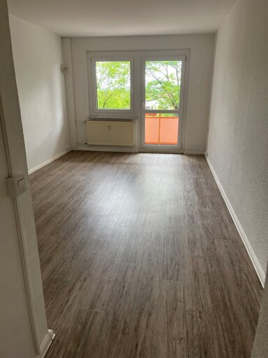 Wohnung zur Miete 249 € 1 Zimmer 32 m² 1. Geschoss frei ab sofort Dortmunder Straße 3 Neuplanitz Zwickau 08062