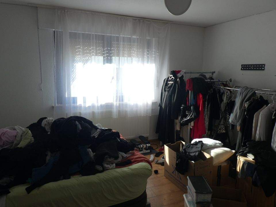 Immobilie in Mömbris - Freistehendes Zweifamilienhaus auf großzügigem Grundstück mit viel Platz und Potenzial! - Bild 2