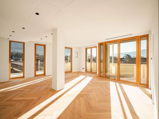 Wohnung zur Miete 2.800 € 3 Zimmer 82,4 m² 5. Geschoss Sparkassenstraße 2 Meran 39012