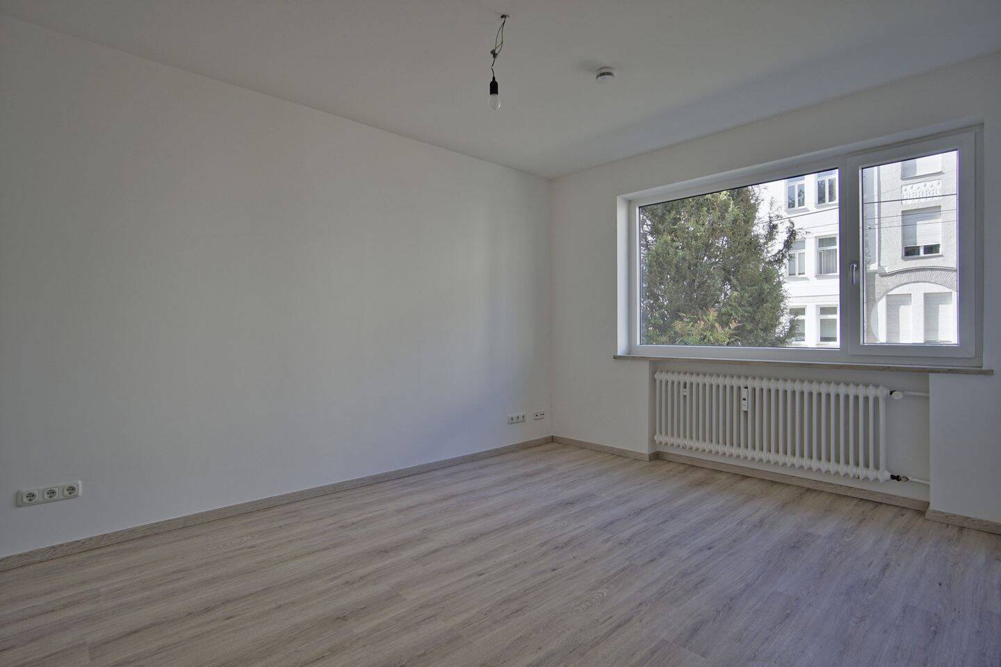 Property thumbnail 6