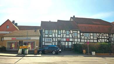 Wohn- und Geschäftshaus zum Kauf als Kapitalanlage geeignet 480.000 € 600 m² Grebensteiner Str. 1-3, Hohenkirchen Espenau 34314