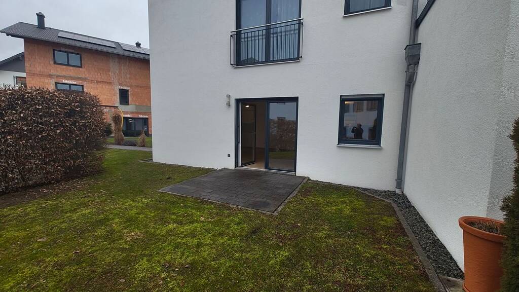 Wohnung zur Miete 977 € 3 Zimmer 85 m² Geschoss 1/4 frei ab sofort Straßkirchen Salzweg 94121