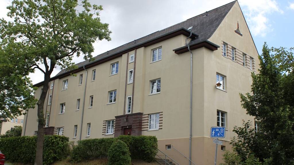Wohnung zum Kauf 29.000 € 2 Zimmer 61,7 m² 1. Geschoss Reusa Plauen 08529