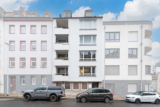 Wohnung zum Kauf 339.900 € 4 Zimmer 101,1 m² 3. Geschoss Kaiserplatz Aachen 52070