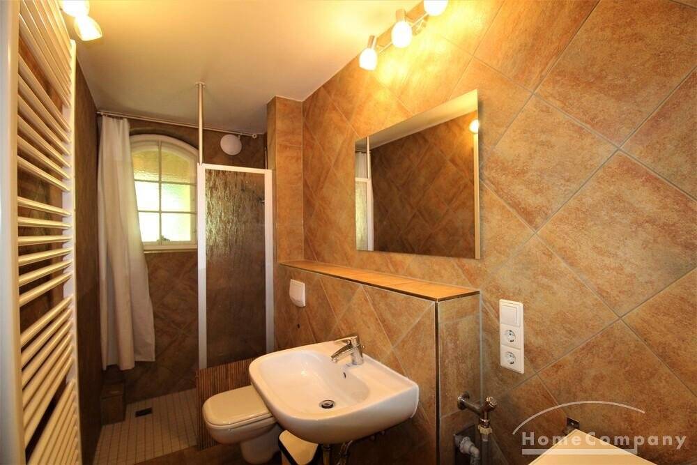 Property thumbnail 12